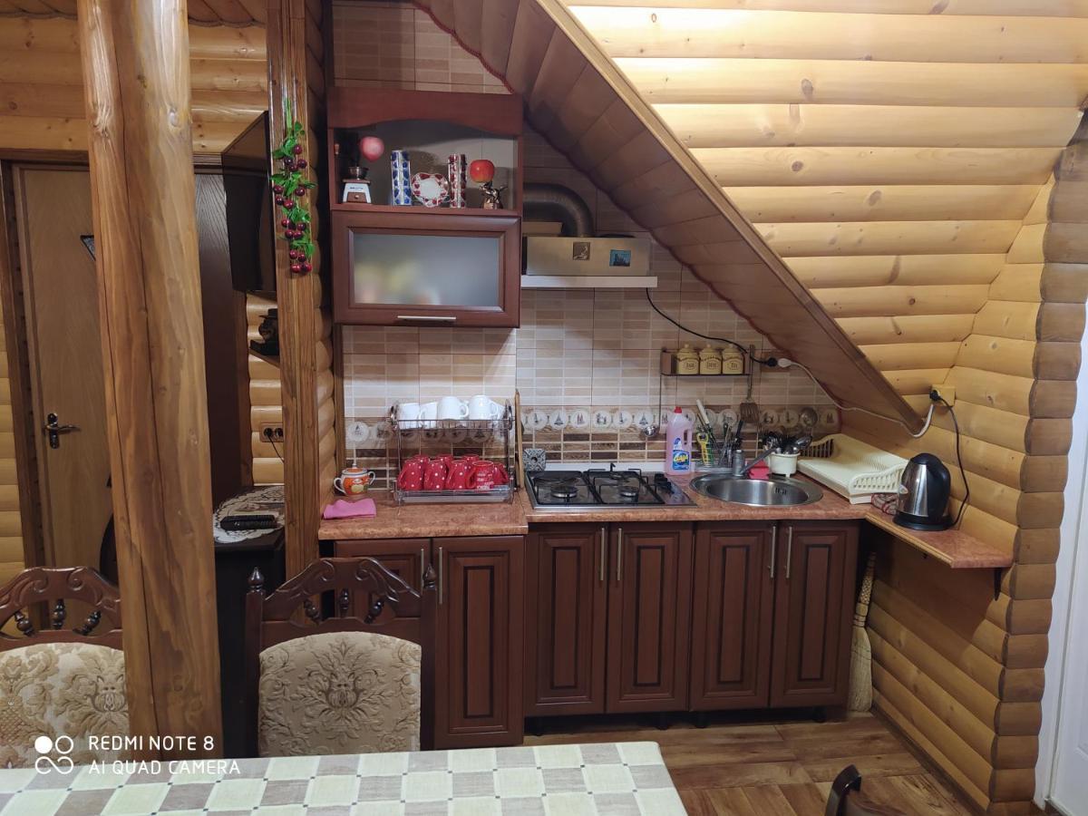 Sadyba Gostynniy Dvir Izki Exterior foto