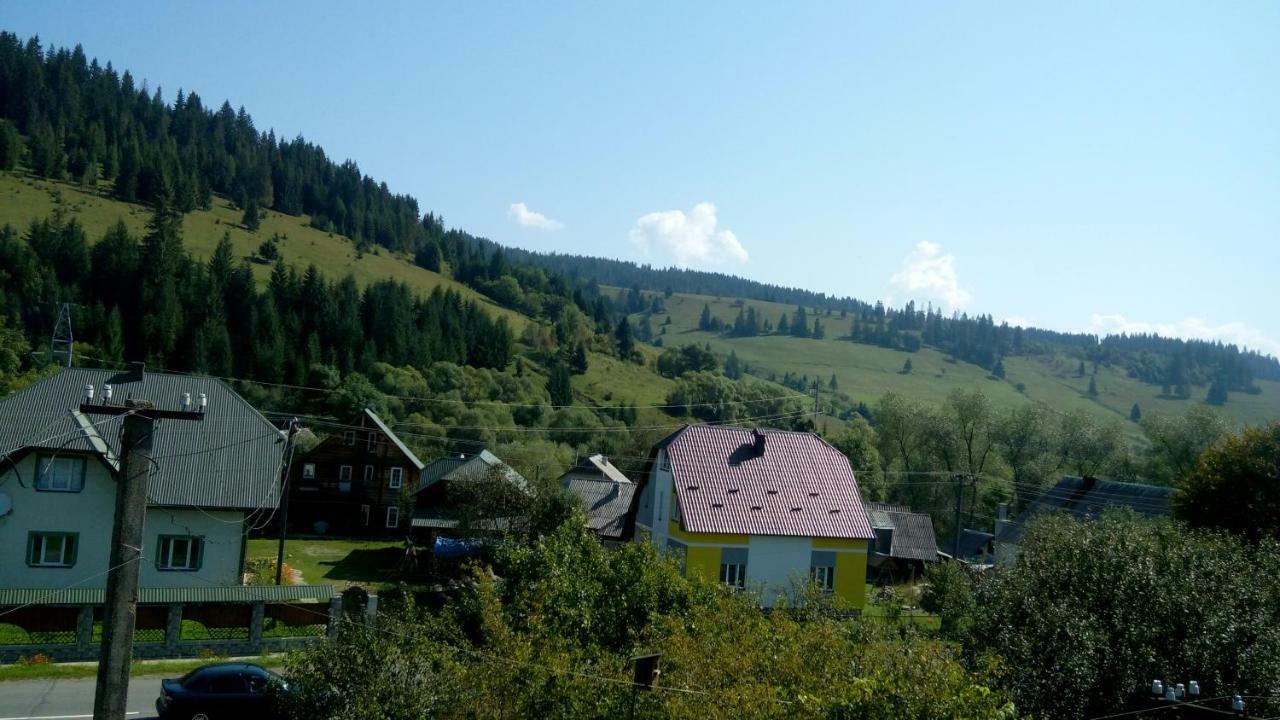 Sadyba Gostynniy Dvir Izki Exterior foto